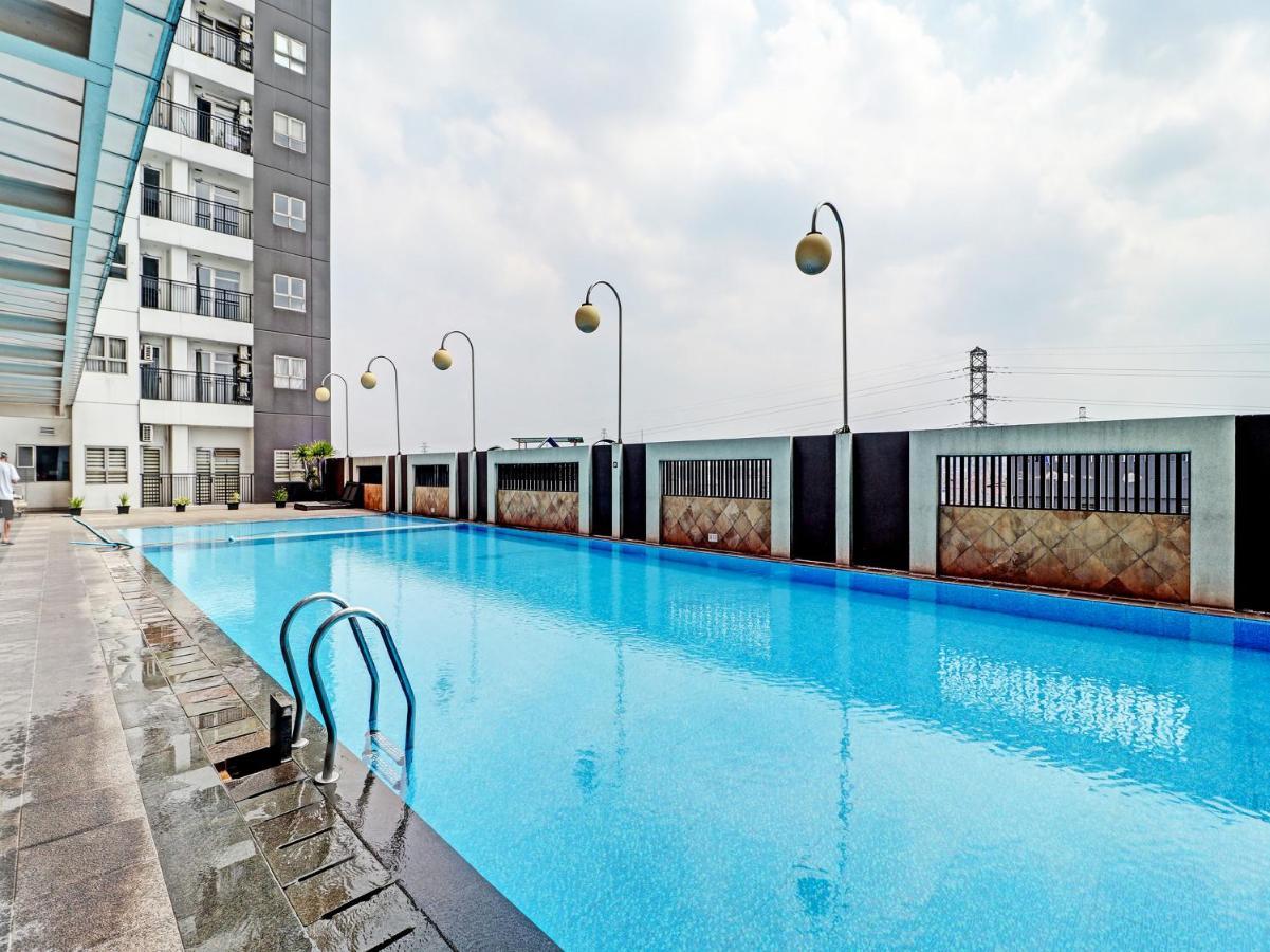 Capital O 92557 Mekarwangi Square By Agus
